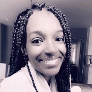 Meet your Posher, Janel